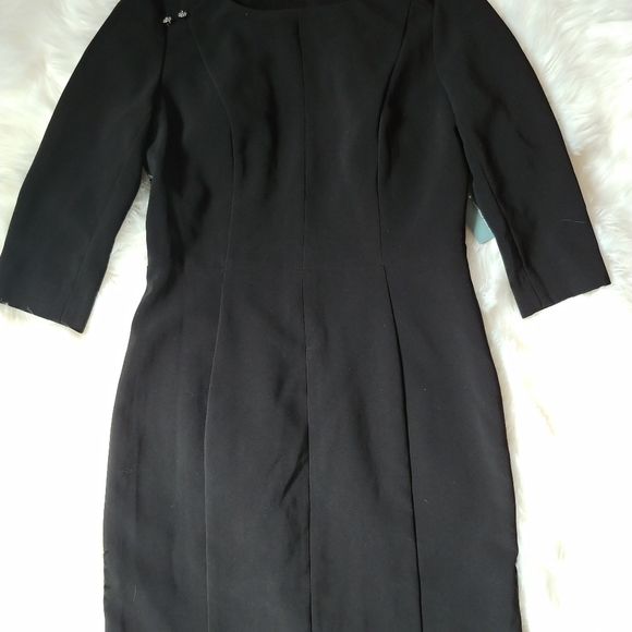 Little Black dress - Picture 5 of 5